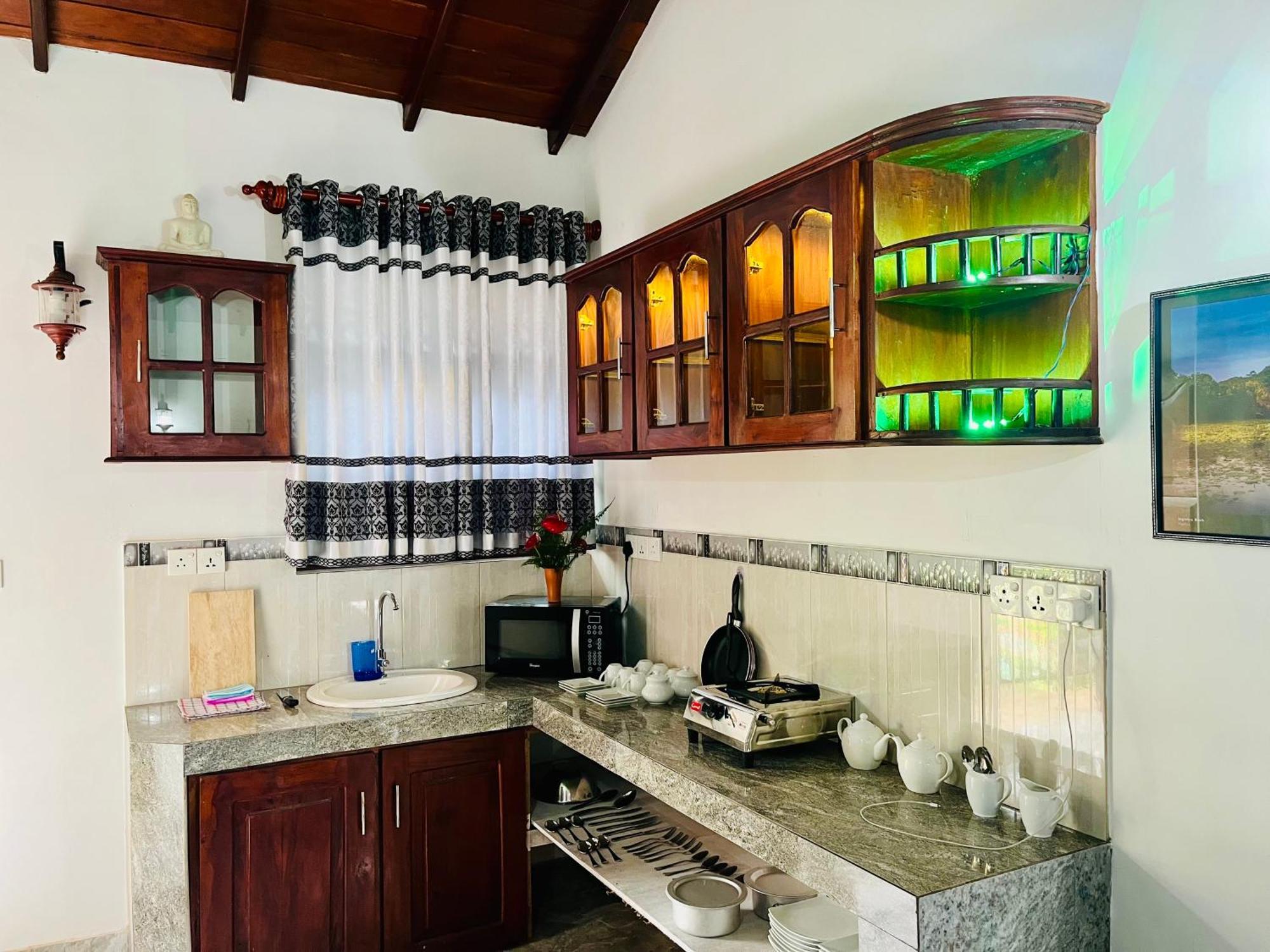 Villa Roy Бентота Екстериор снимка